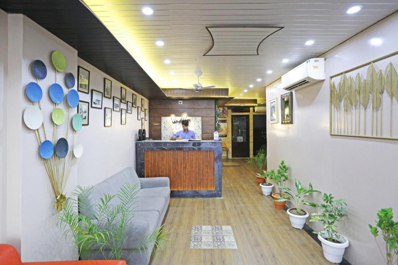 ניו דלהי Hotel La Casa Delhi Airport מראה חיצוני תמונה