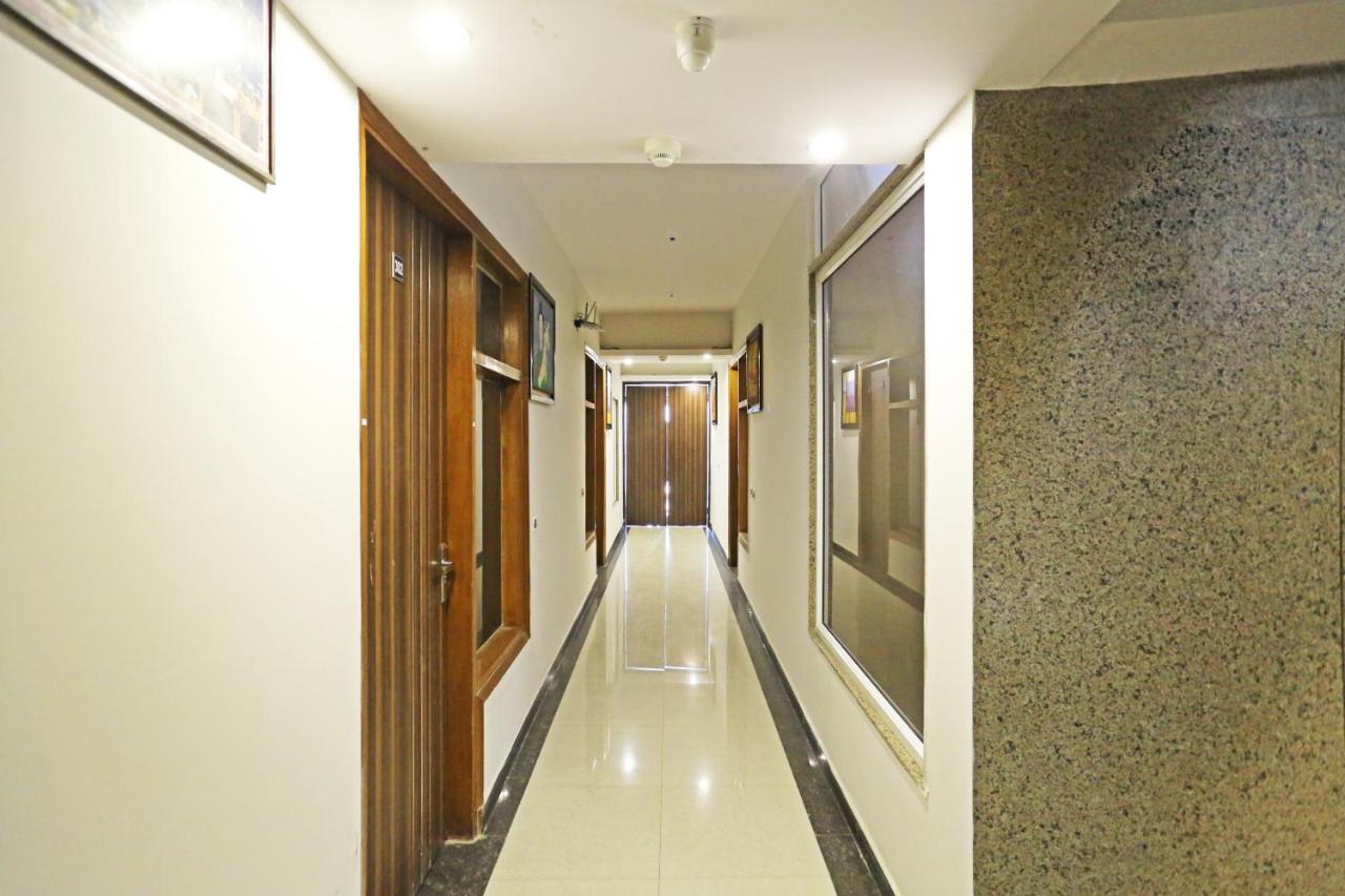 ניו דלהי Hotel La Casa Delhi Airport מראה חיצוני תמונה