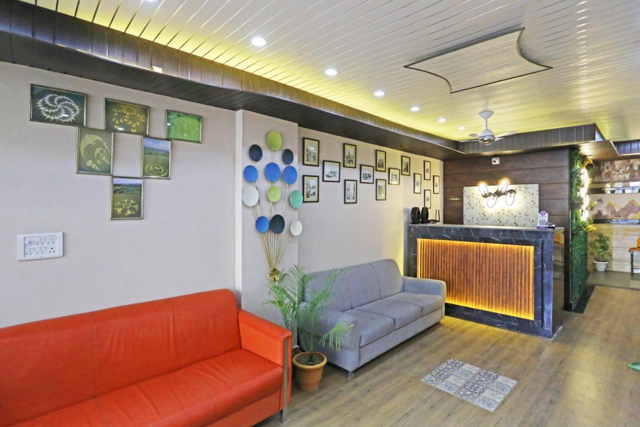 ניו דלהי Hotel La Casa Delhi Airport מראה חיצוני תמונה