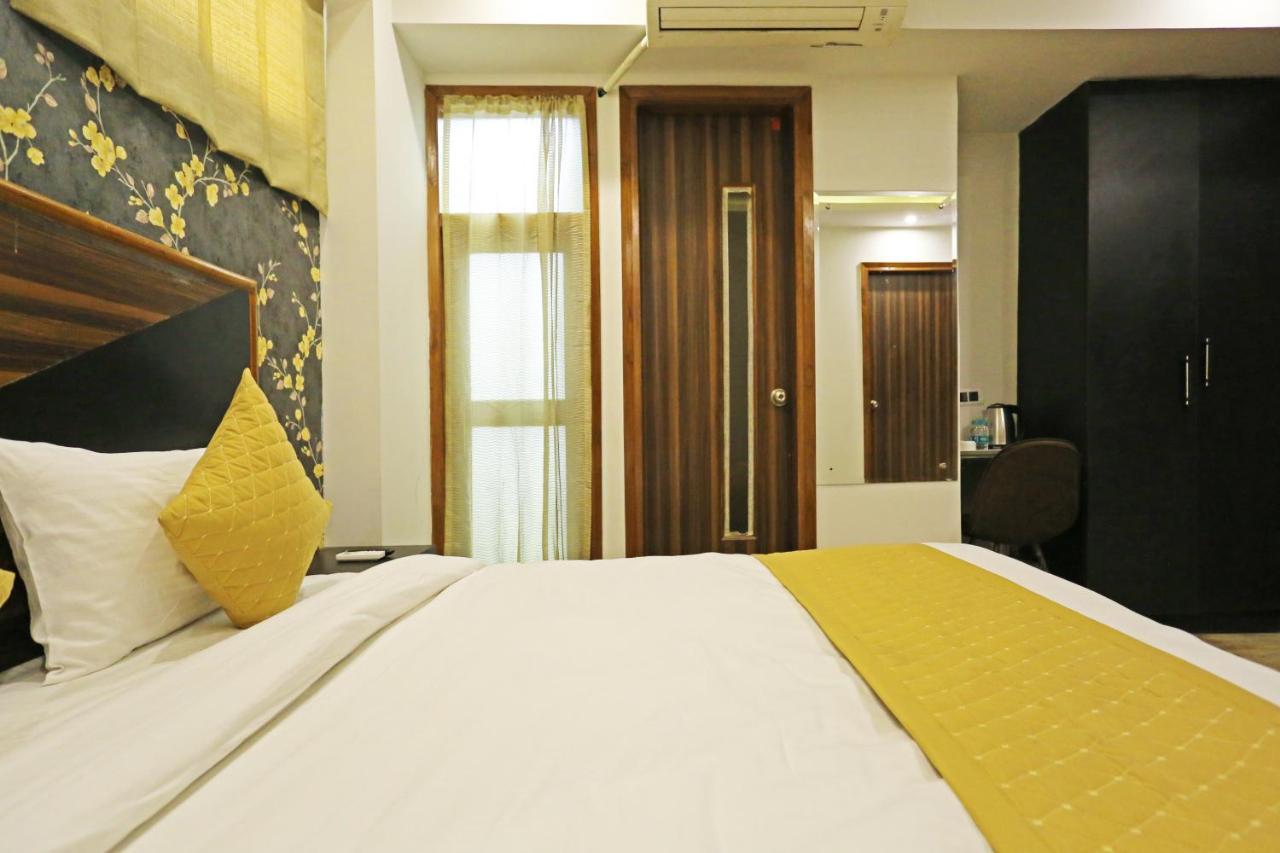 ניו דלהי Hotel La Casa Delhi Airport מראה חיצוני תמונה